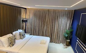 Lala'S Boutique Hotel